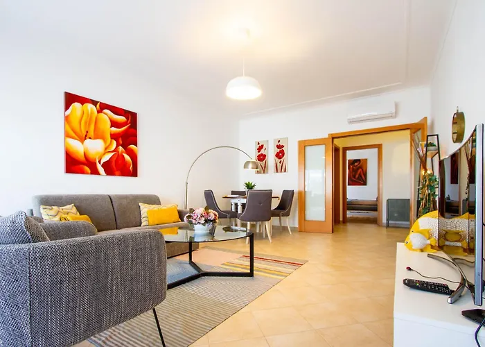 Casa Happiness, Swimming Pool, Fast Wifi, Parking Lagos