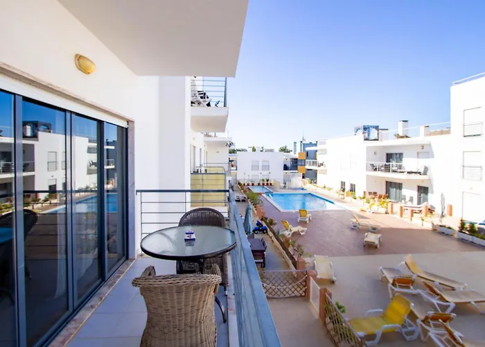 Appartement Casa Happiness, Swimming Pool, Fast Wifi, Parking Lagos