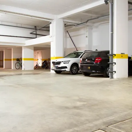 Casa Happiness, Swimming Pool, Fast Wifi, Parking * Lagos